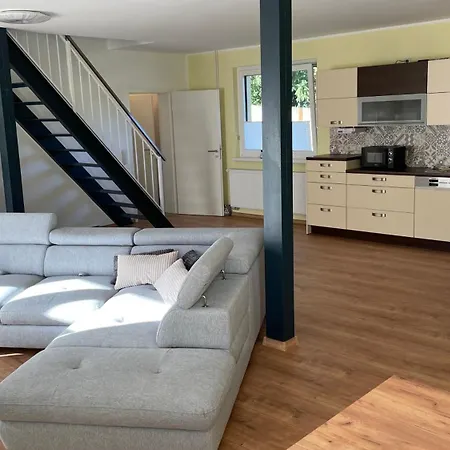 Ferienhaus Weisdin Апартаменты *